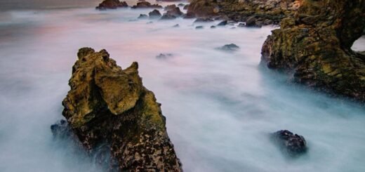 Pantai Watu Lumbung jogja