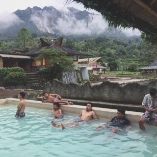 Pemandian Air Panas Pariban