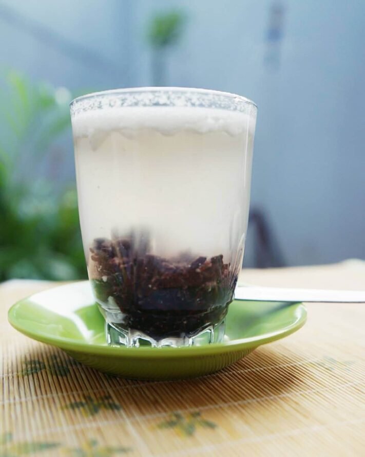 Kuliner Bojonegoro Wedang tape, minuman khas bojonegoro