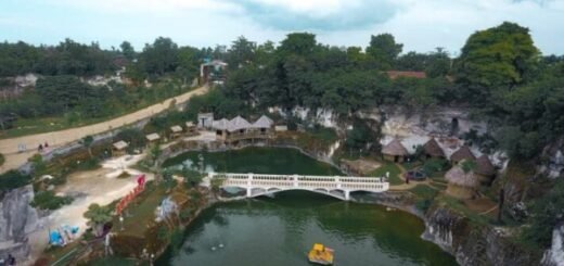 Wisata Setigi di Gresik