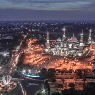 islamic center indramayu di jawa barat