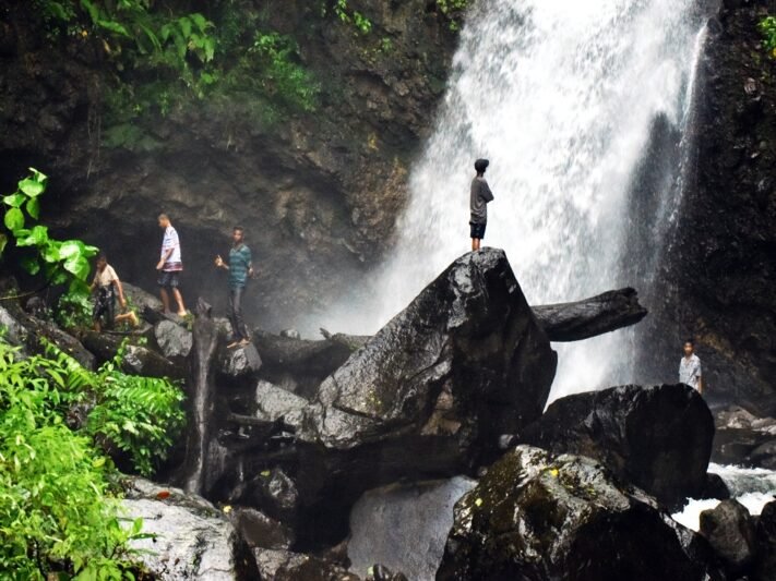 Air Terjun Tunaohok