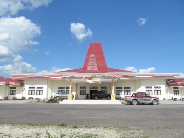 kantor bupati sumba tengah