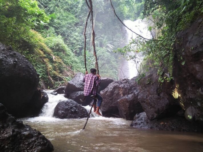 Air Terjun Sekelip Wonosalam