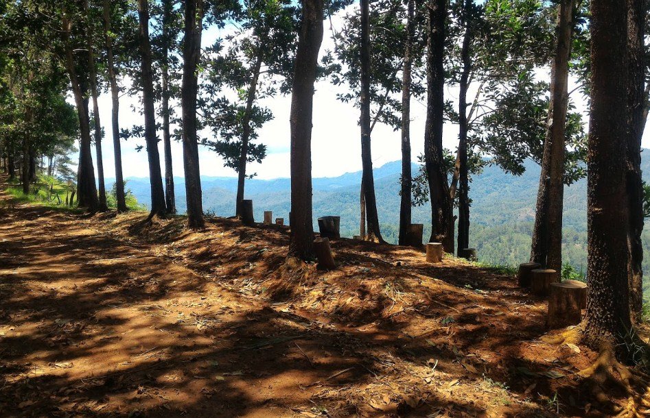 Bukit Tutukan Karanggayam