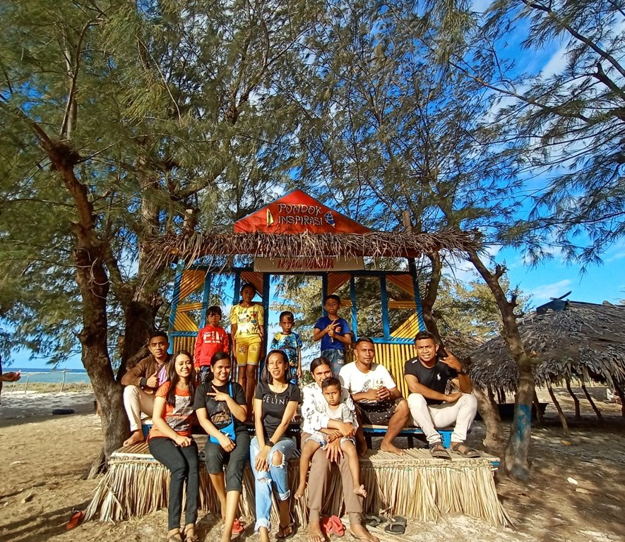 Pantai Cemara Nyiuwudu