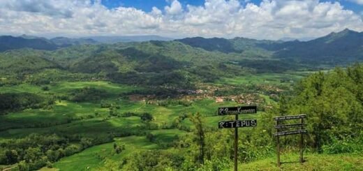 puncak Bukit Tutukan