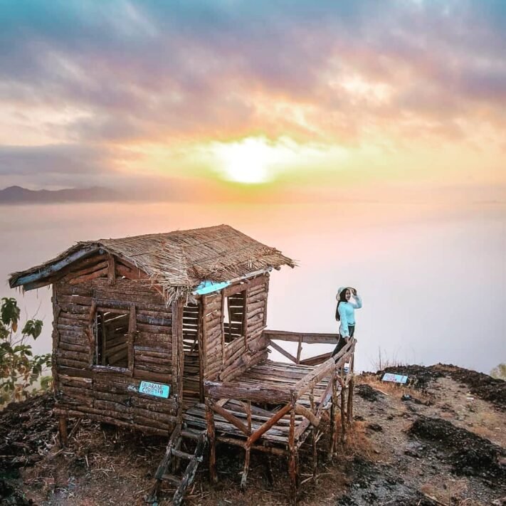 sunrise di Gunung Ireng