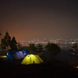Camping di bukit citamiang