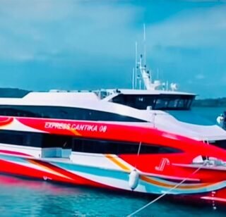 KM EXPRESS CANTIKA 08