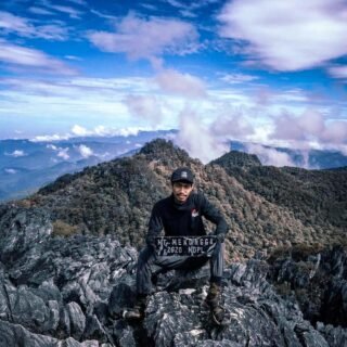 Puncak Gunung Mekongga