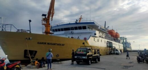 kapal sabuk nusantara 49