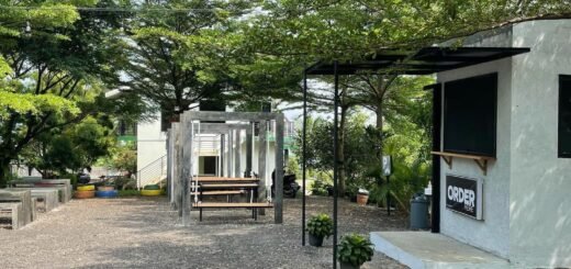 cafe Desa Jongkon Sentul