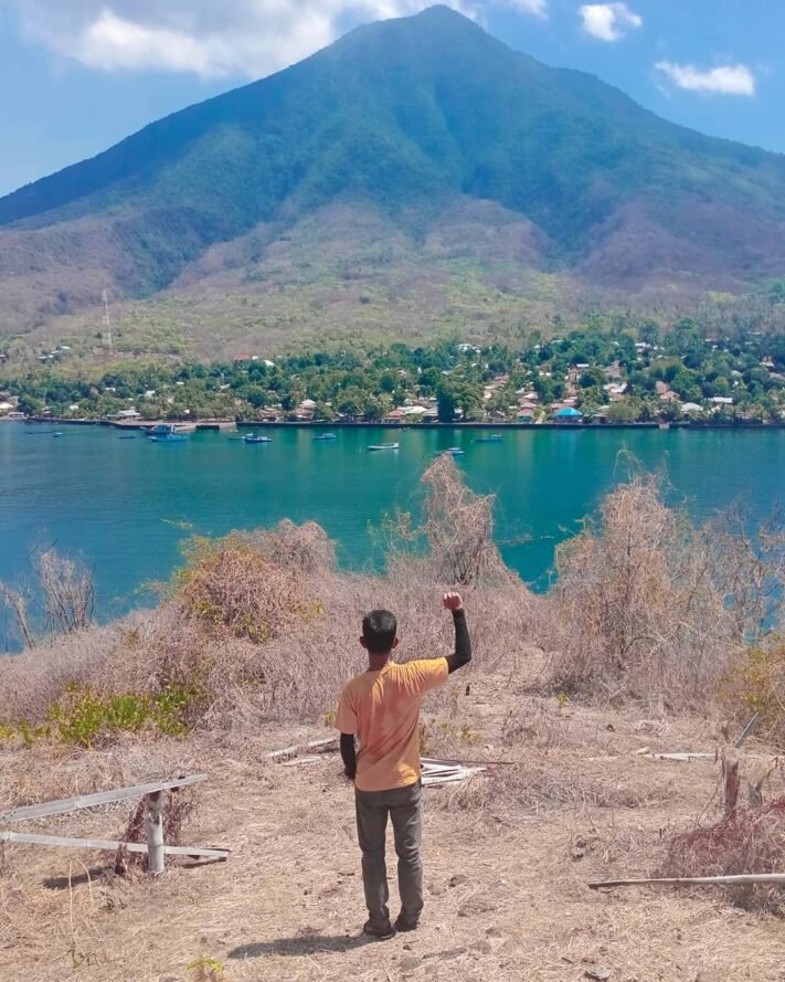 waibalun larantuka