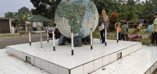 Lokasi Tugu Khatulistiwa Kinali Pasaman Barat