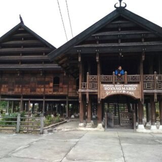Rumah Adat Mandar