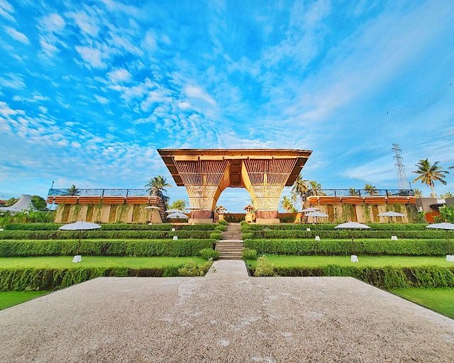 Gerbang Triyana Resort Carangsari Bali
