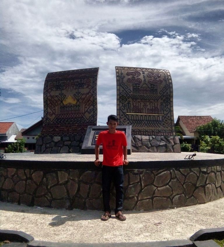 Taman Kain Inuh