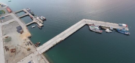 dermaga pelabuhan kaimana