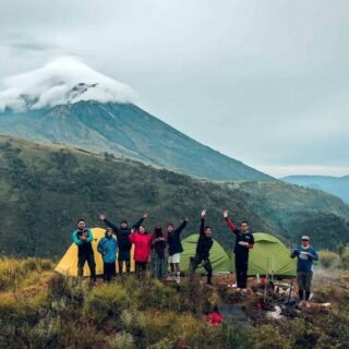 jalur pendakian tetek batu