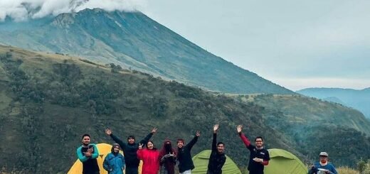 jalur pendakian tetek batu