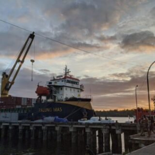 pelabuhan agats asmat