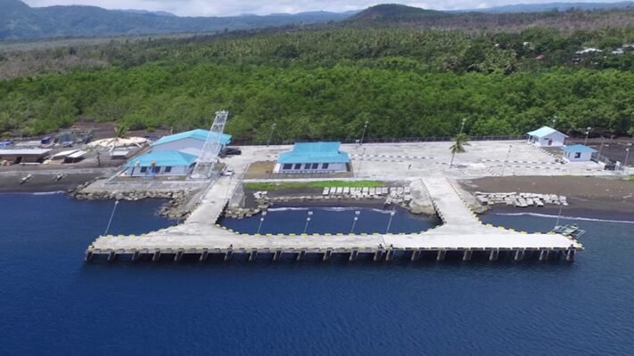 pelabuhan kapal ferry tobelo di halmahera utara