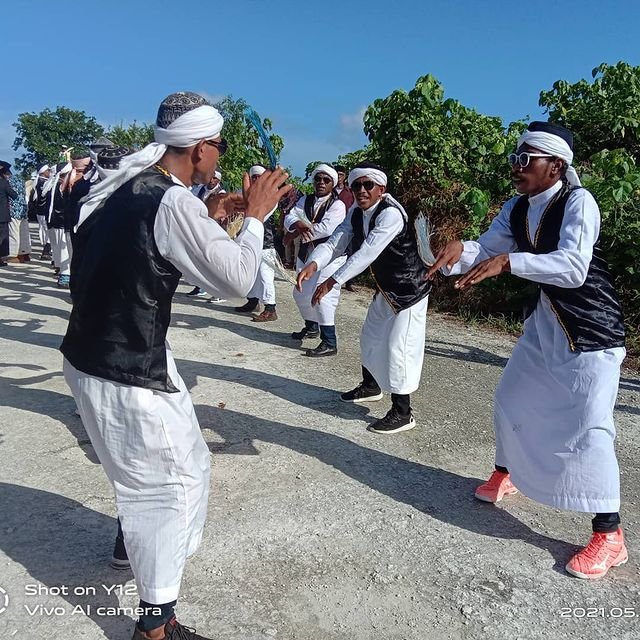 salah satu tradisi lebaran masyarakat pulam taam