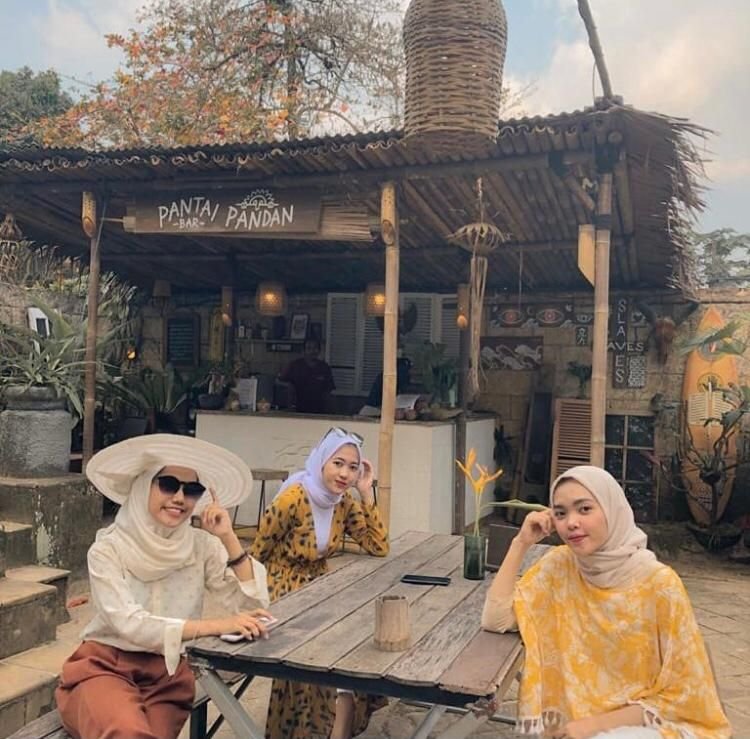 Cafe Pantai Pandan