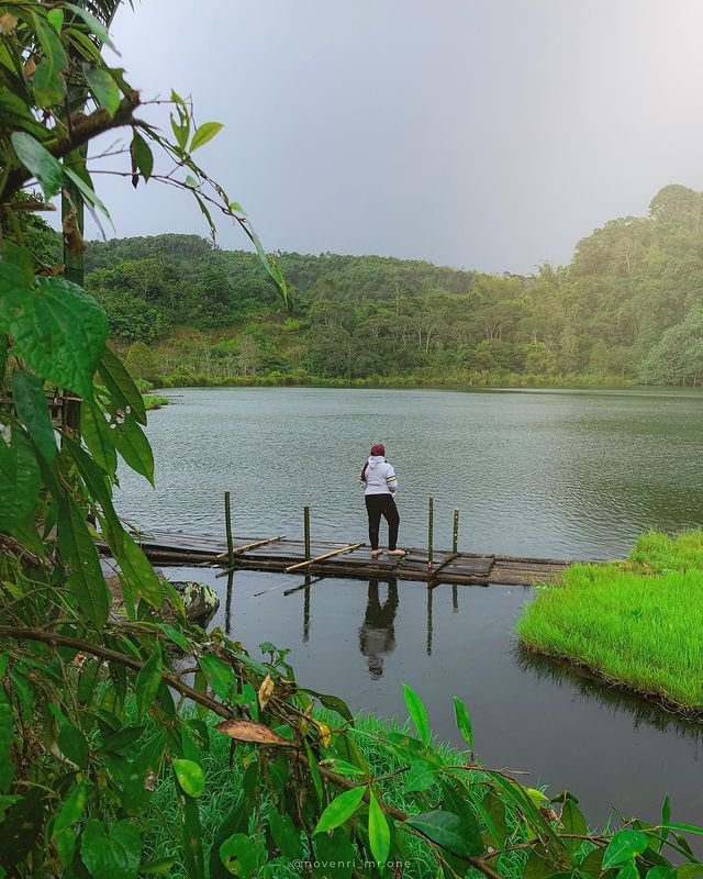 Danau Lingkat Lempur
