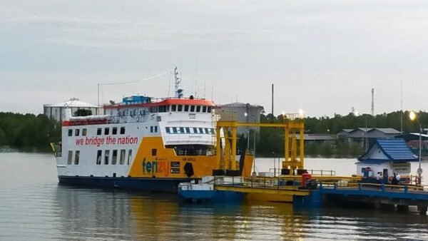 Kapal KMP Awu-Awu