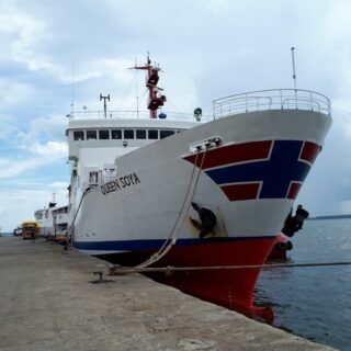 Kapal Queen Soya
