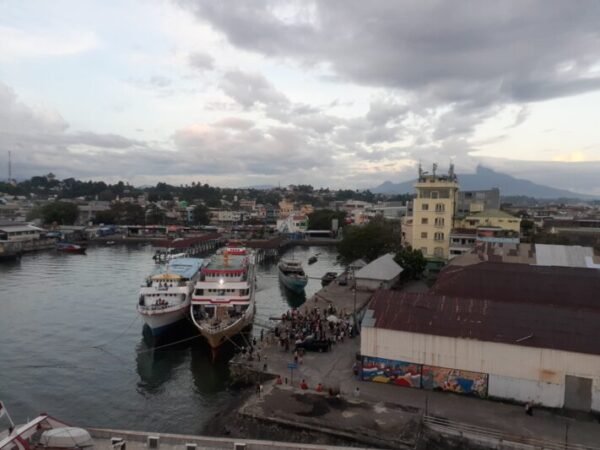 Pelabuhan Manado