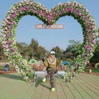 Taman Duren di Cisaat