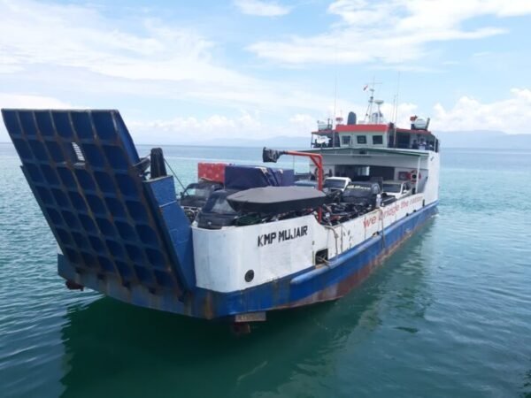 kmp mujair, Kapal roro Dari Raha Ke Pelabuhan Pure