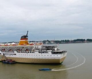 Kapal Pelni Dari Ambon Ke Manado