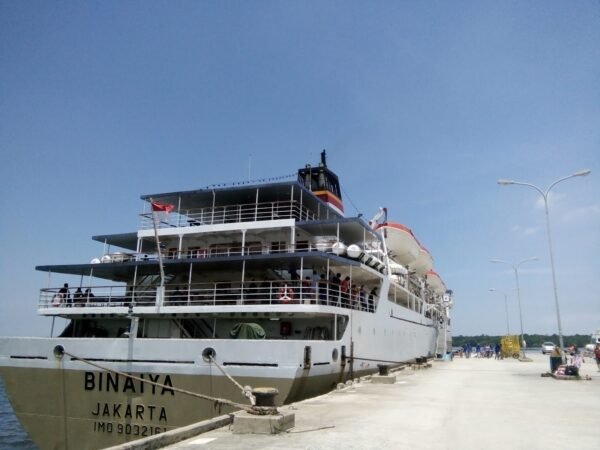 Kapal Pelni Labuan Bajo Ke Bontang