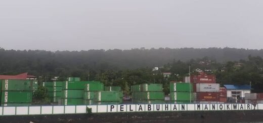 Pelabuhan Manokwari Papua Barat