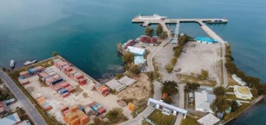 Pelabuhan Namlea, Kabupaten Buru Maluku