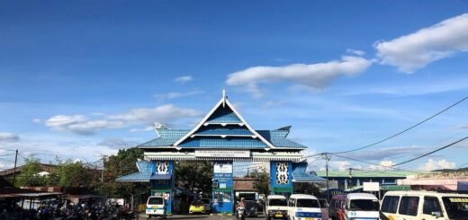 gerbang Pelabuhan Tunon Taka Nunukan