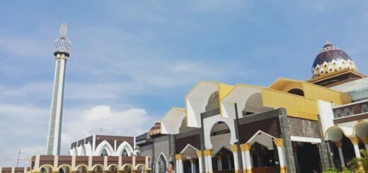 Masjid Raya Baitul Izzah