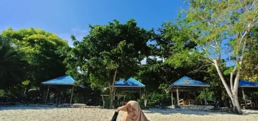 Pantai Jodoh Desa Bola Batauga Buton Selatan