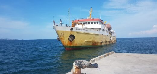 Km Sabuk Nusantara 50