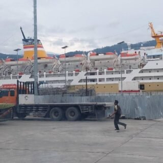kapal pelni Km sinabung