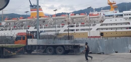 kapal pelni Km sinabung
