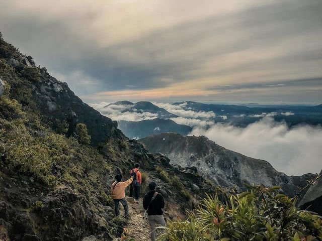pendakian Gunung Sibayak