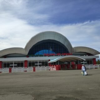 Tanjung Api Airport, bandar udara ampana