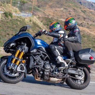 Merek Motor Untuk Touring