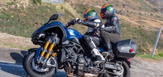 Merek Motor Untuk Touring