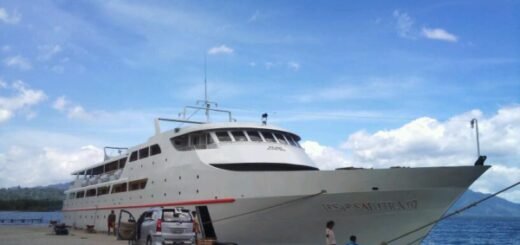 Kapal KM Aksar Saputra 07